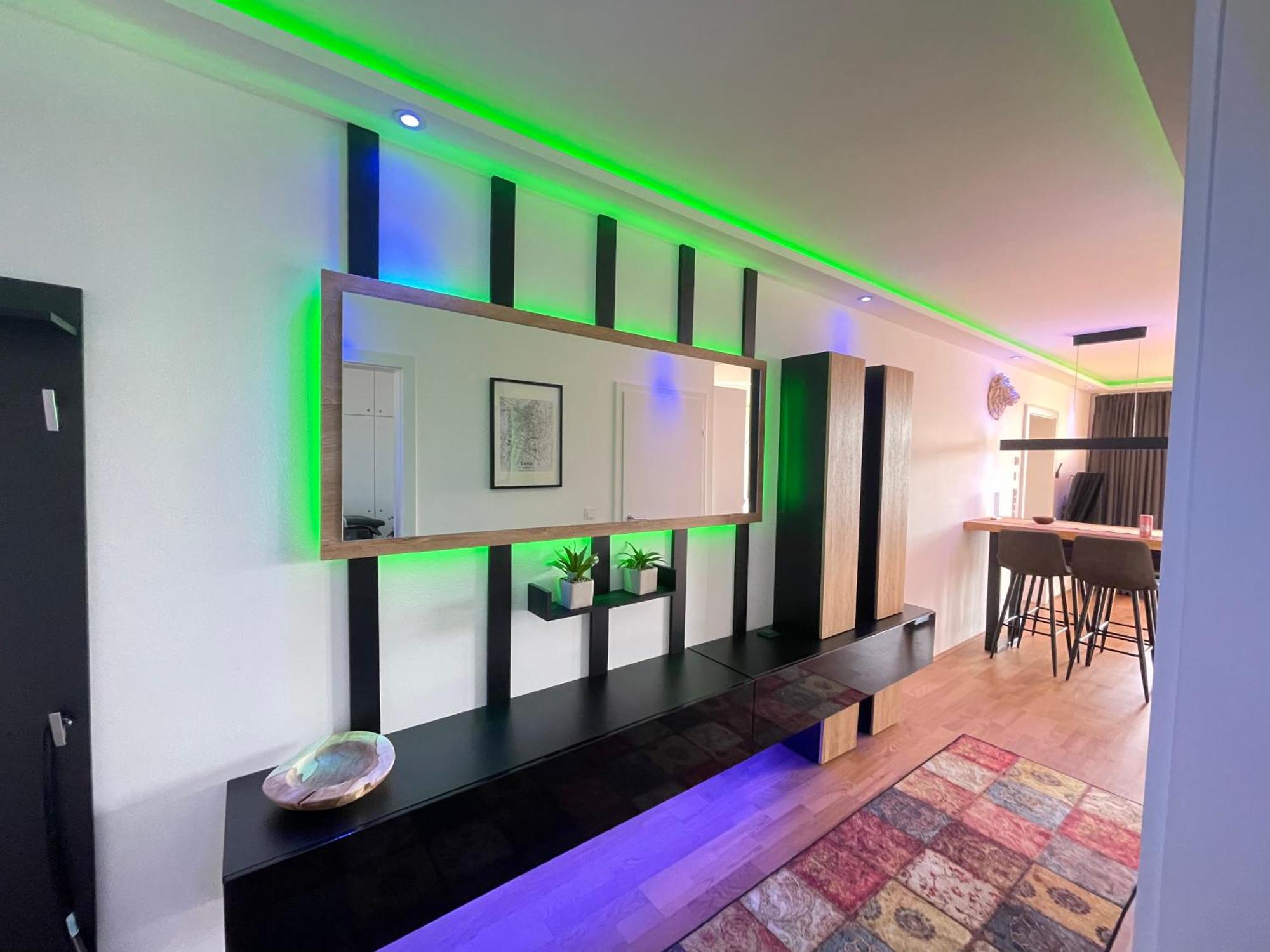 100 Qm Penthouse, Self-Check-In, 2 Parkplaetze Apartment Грац Екстериор снимка