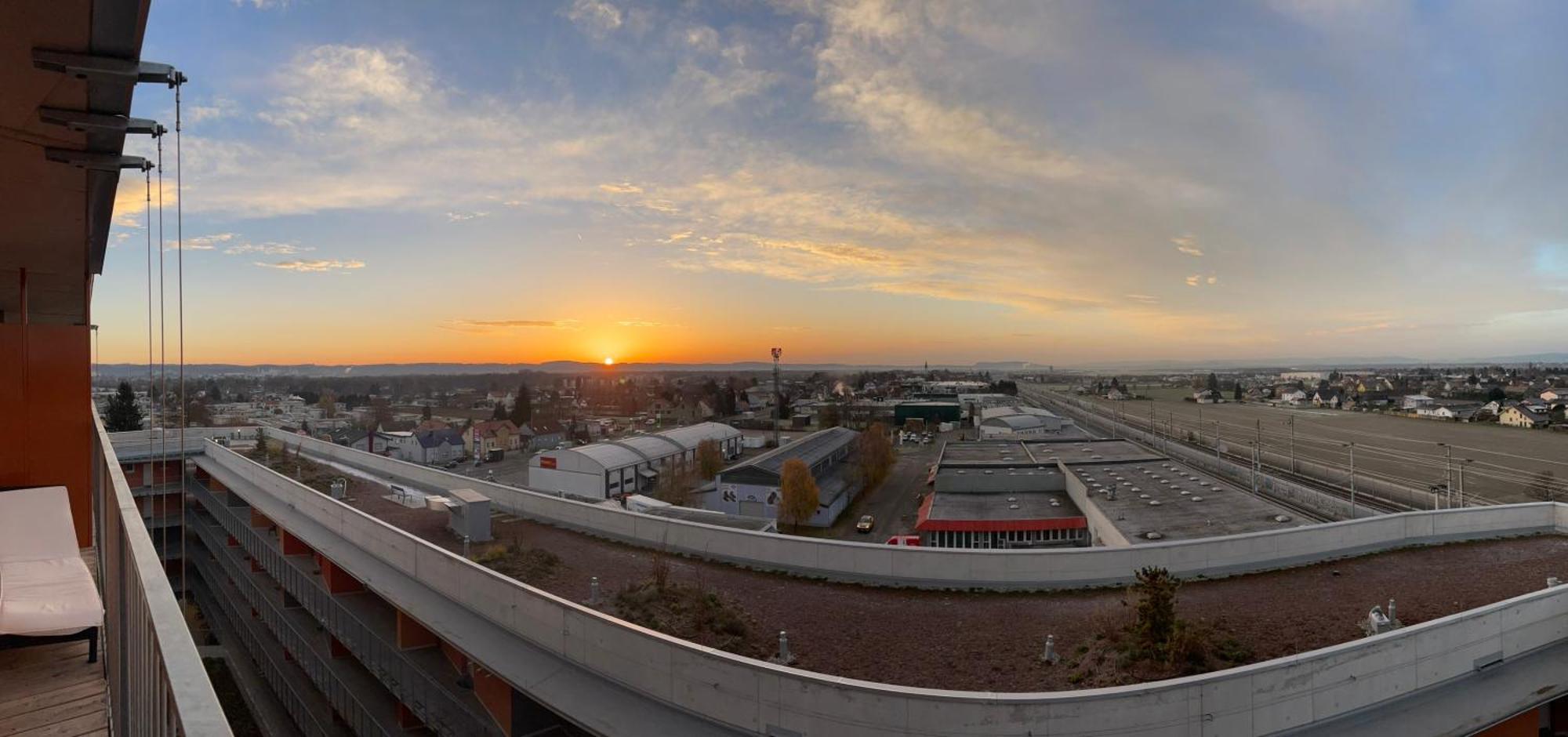 100 Qm Penthouse, Self-Check-In, 2 Parkplaetze Apartment Грац Екстериор снимка